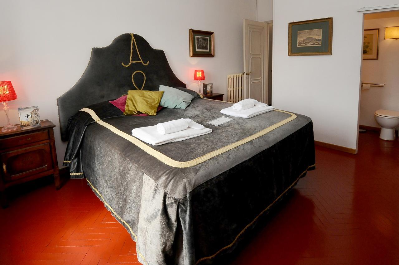 פירנצה Hemeras Boutique House - Lungarno Vespucci מראה חיצוני תמונה