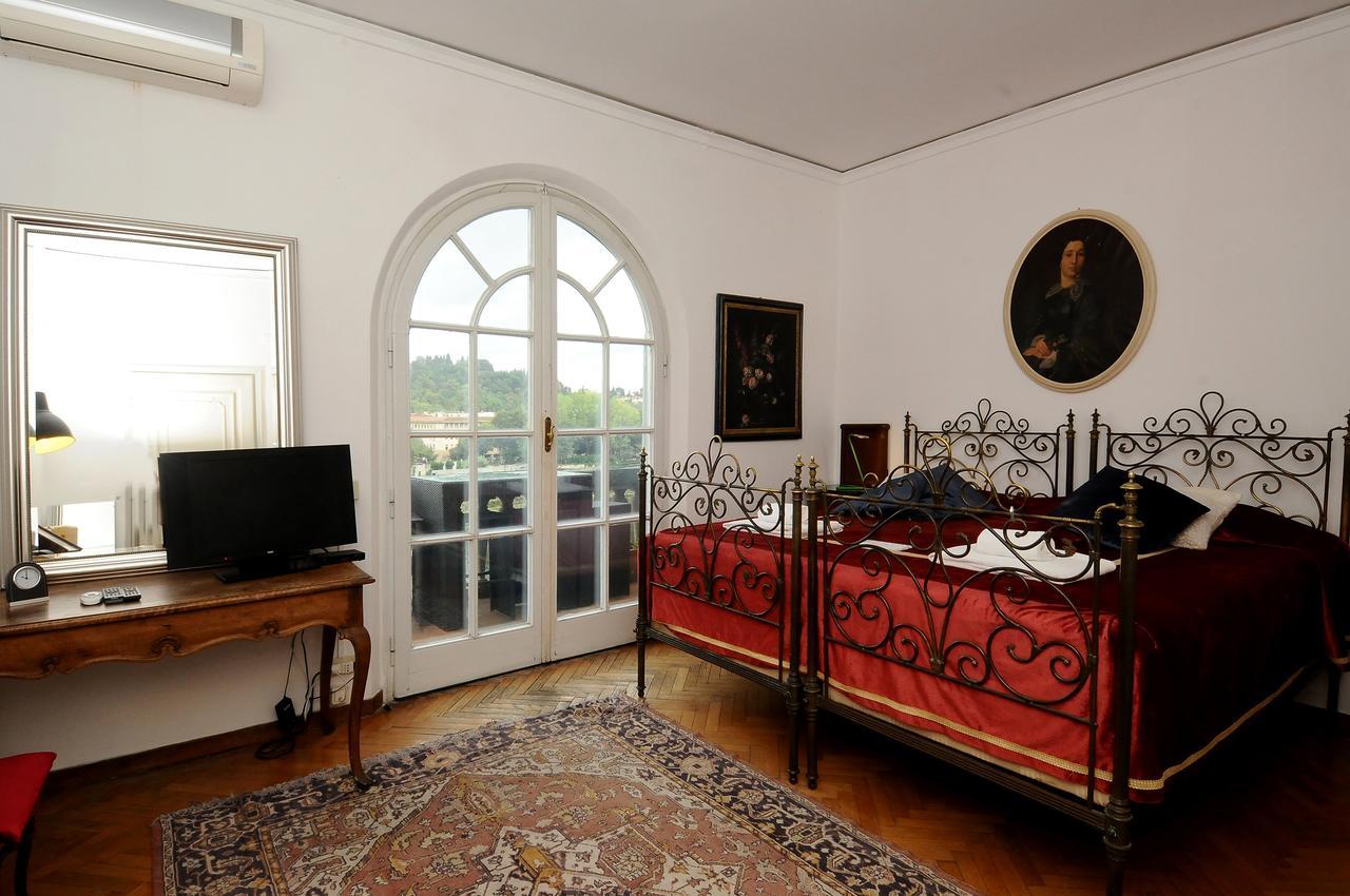 פירנצה Hemeras Boutique House - Lungarno Vespucci מראה חיצוני תמונה